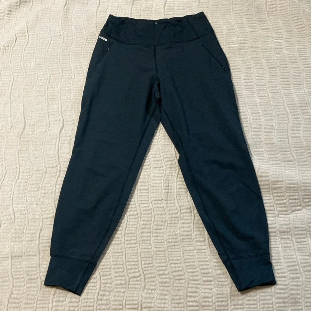 NWOT ASCEND JOGGERS, size small - Picture 1 of 8